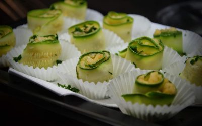 Finger food- catering- sashimi di zucchine e gamberi